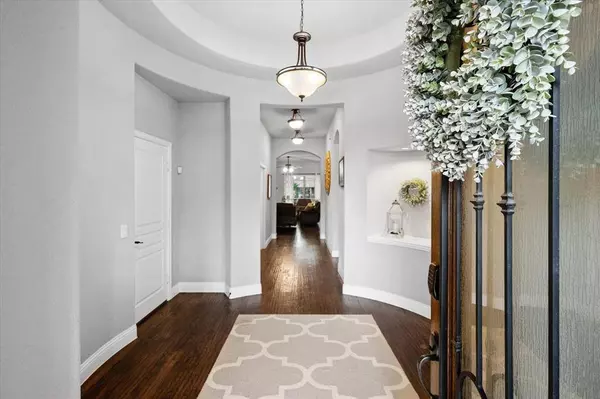 2835 Terrosa Road, Grand Prairie, TX 75054