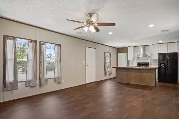 9049 Larker Woods Drive, Navarre, FL 32566