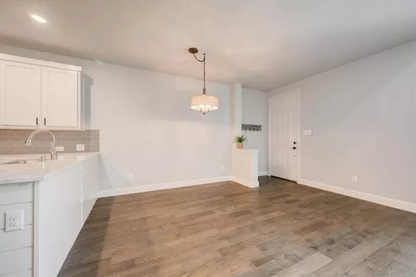 4737 Smokey Quartz Lane, Arlington, TX 76005