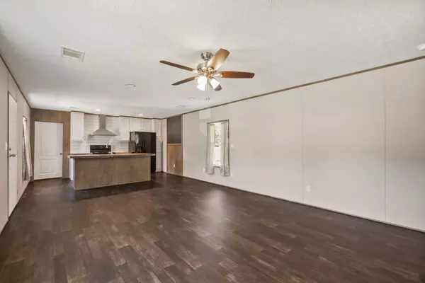 9049 Larker Woods Drive, Navarre, FL 32566