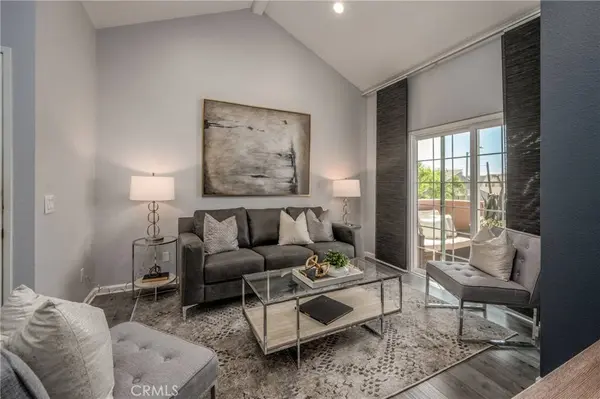 409 Utica AVE #A7, Huntington Beach, CA 92648