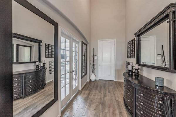 1132 Deer Ridge Drive, Crowley, TX 76036