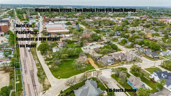 615 S Dooley Street, Grapevine, TX 76051