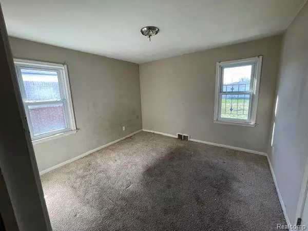 17050 JULIANA Avenue, Eastpointe, MI 48021