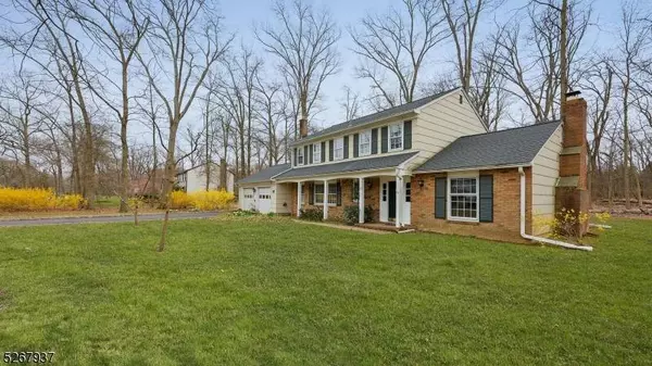 37 Oxford Pl, Hillsborough Twp., NJ 08844