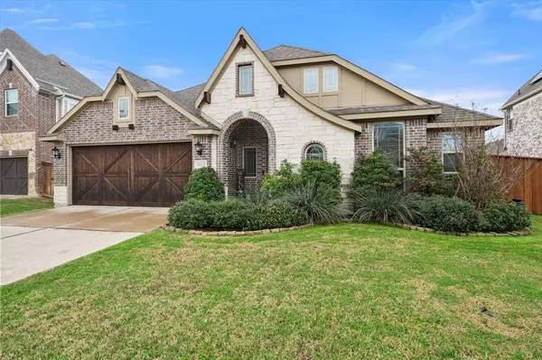 2835 Terrosa Road, Grand Prairie, TX 75054