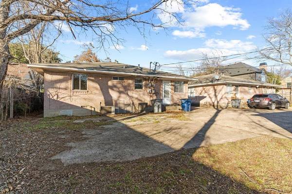 6244 Richmond Avenue, Dallas, TX 75214