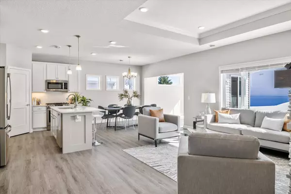 317 Riverview CIR, Hanover, MN 55341