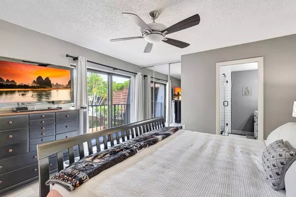 505 Buttonwood LN, Boynton Beach, FL 33436