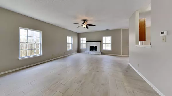 8614 Belle Union DR, Camby, IN 46113