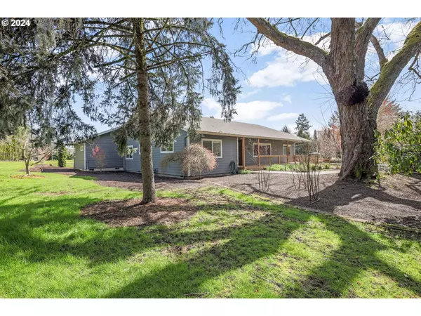 13985 SW RIVER LN, Portland, OR 97224