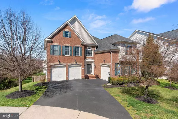 21431 FAIRHUNT DR, Ashburn, VA 20148