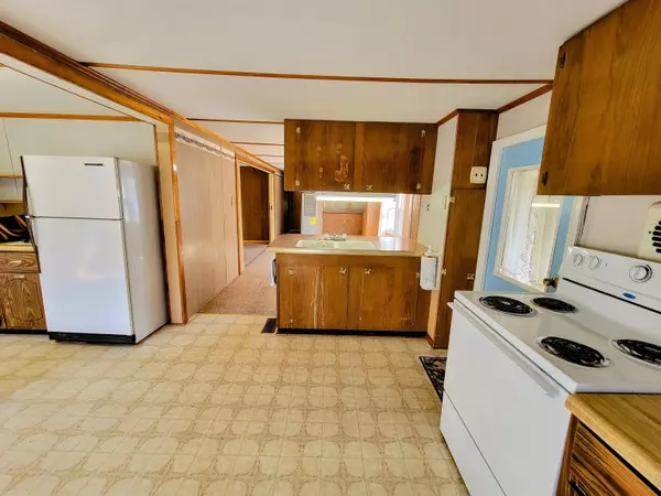 26 Brookside DR, Clarendon, VT 05759