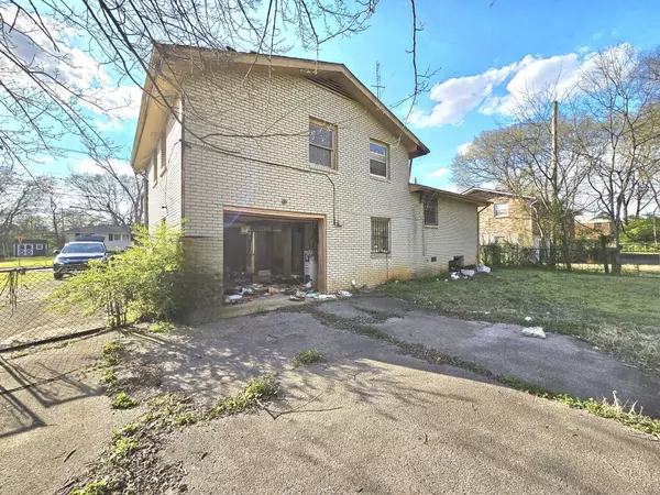 3306 Eaglewood Ln, Nashville, TN 37207