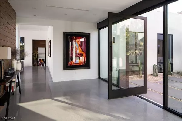 6828 Milos Road, Las Vegas, NV 89118