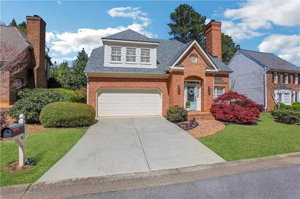 4481 Dobbs XING, Marietta, GA 30068