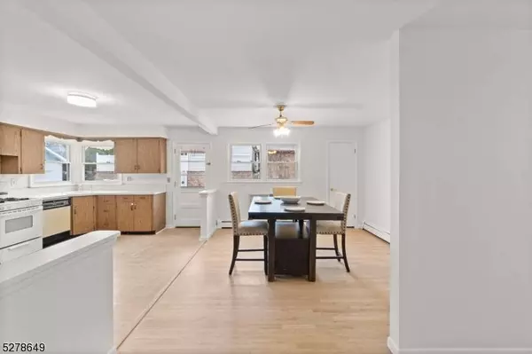 120 Maplewood Ave, Clifton City, NJ 07013