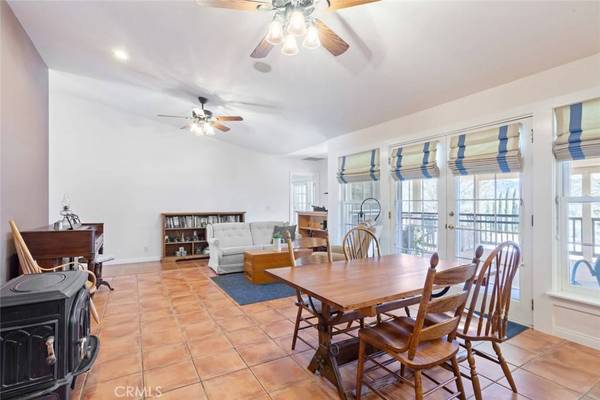 40208 98th St W, Leona Valley, CA 93551