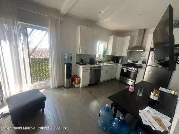 33 Ridgefield Avenue  #1, Staten Island, NY 10305