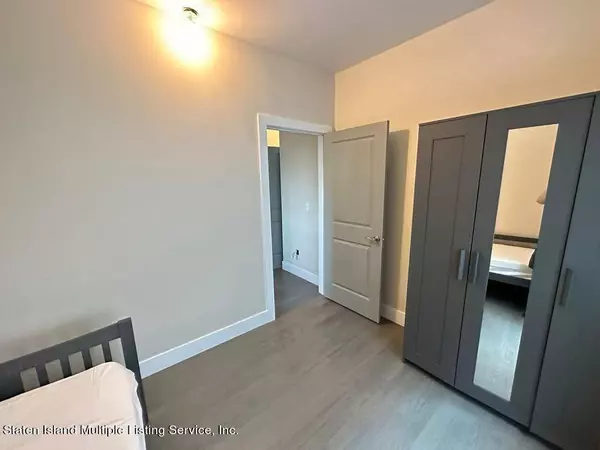 33 Ridgefield Avenue  #1, Staten Island, NY 10305