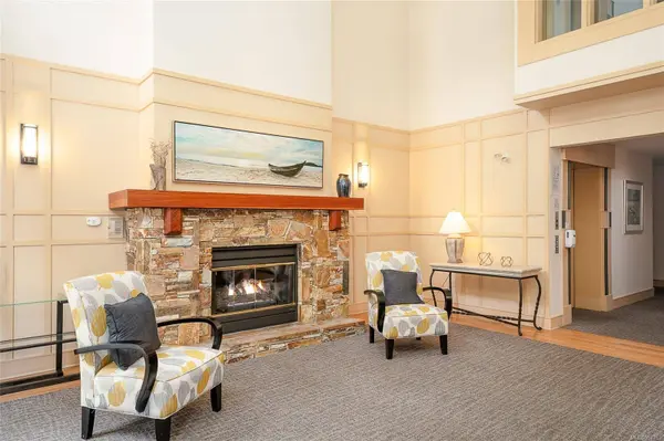 5625 Edgewater Lane #309, Nanaimo, BC V9T 6K3