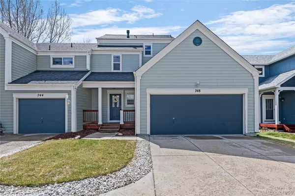 748 Boxwood LN, Longmont, CO 80503
