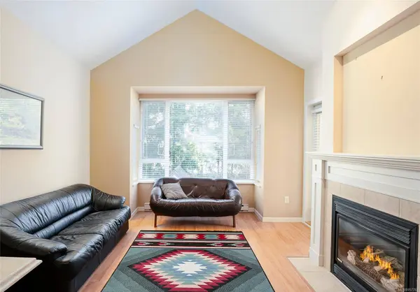 5625 Edgewater Lane #309, Nanaimo, BC V9T 6K3