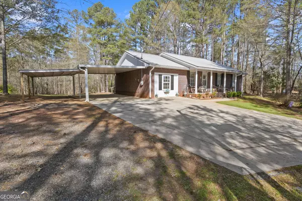 894 Hines RD, Moreland, GA 30259