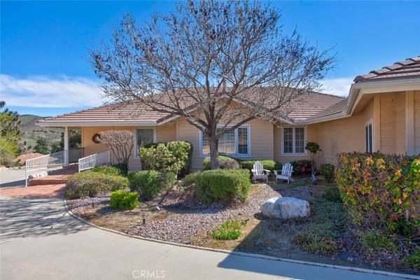 40208 98th St W, Leona Valley, CA 93551