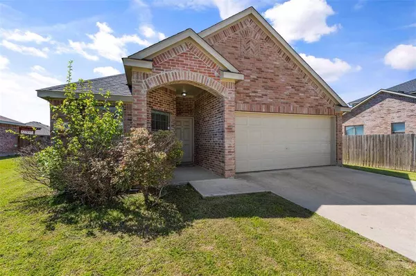 140 Pintail Lane, Sanger, TX 76266