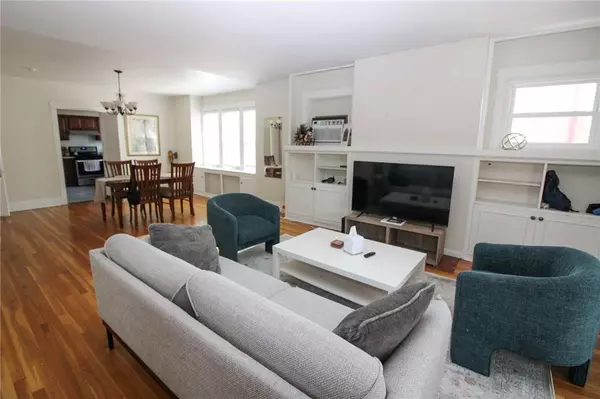 6543 Dalzell Pl, Pittsburgh, PA 15217