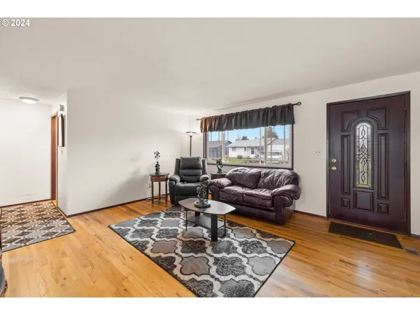 1224 QUINN RD, Woodburn, OR 97071