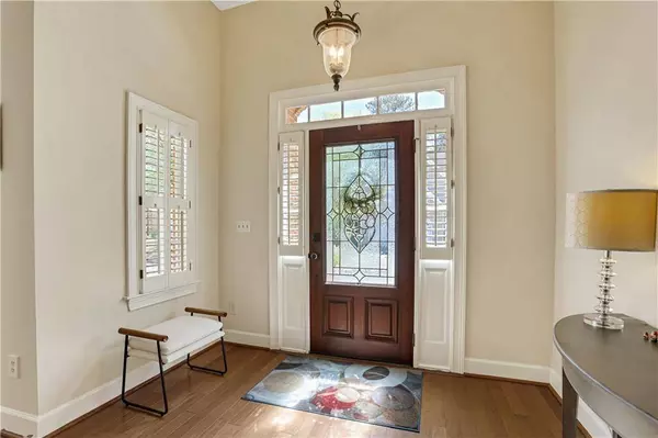 4481 Dobbs XING, Marietta, GA 30068