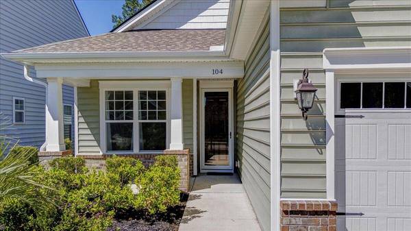 104 Harbor Trace Ln, Summerville, SC 29486