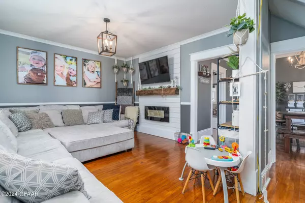 502 PLEASANT Avenue, Crookston, MN 56716