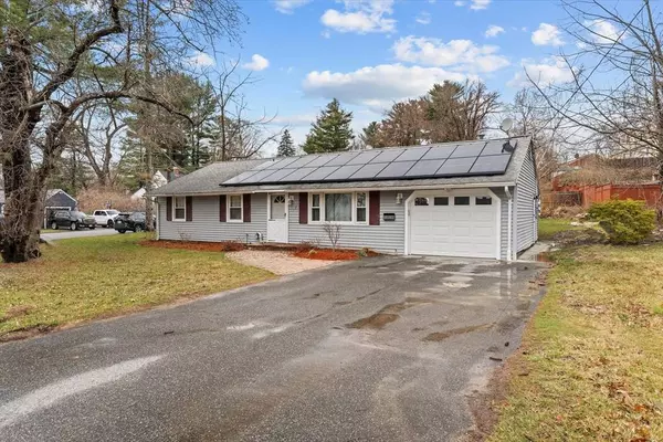 7 Jane Rd, Methuen, MA 01844