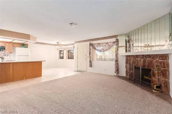 7969 Rim Rock Way #202, Las Vegas, NV 89128