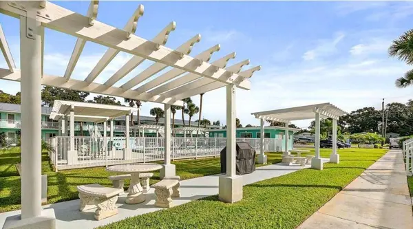 541 S PENINSULA AVE #B15, New Smyrna Beach, FL 32169