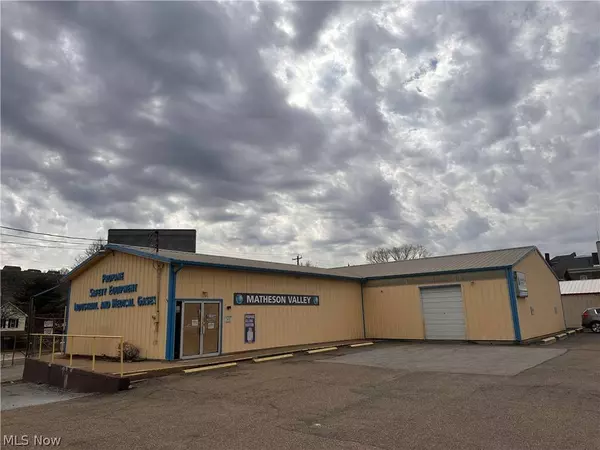 318 N 3rd ST, Steubenville, OH 43952