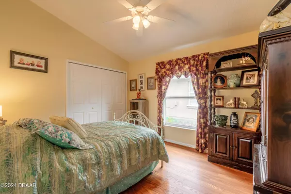 5783 Heathermere LN, Port Orange, FL 32127