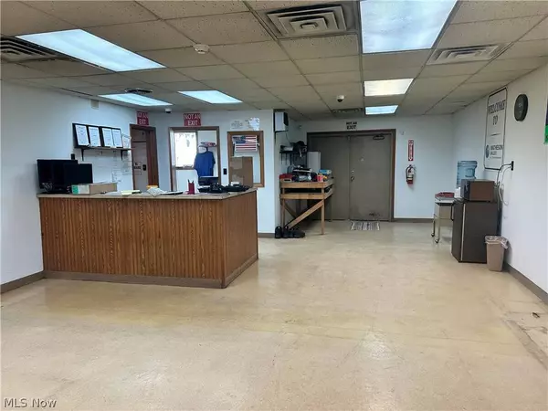 318 N 3rd ST, Steubenville, OH 43952