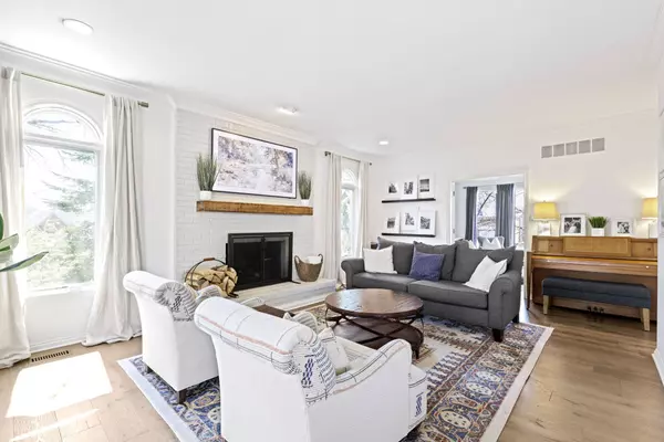 11560 Woods Bay LN, Indianapolis, IN 46236