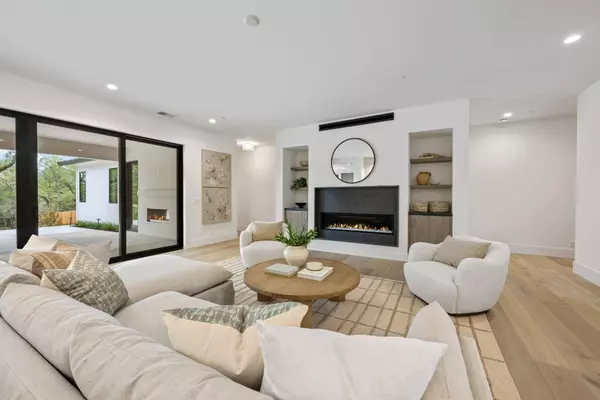 8701 Lake Nimbus DR, Fair Oaks, CA 95628