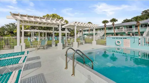 541 S PENINSULA AVE #B15, New Smyrna Beach, FL 32169