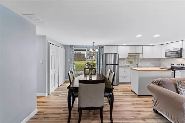 7 Jane Rd, Methuen, MA 01844