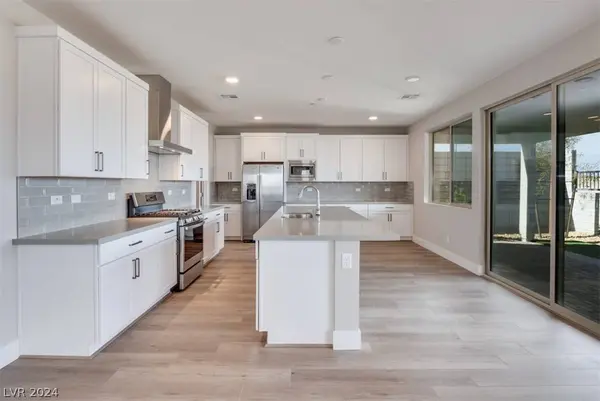 10315 Vonbulin Avenue, Las Vegas, NV 89124