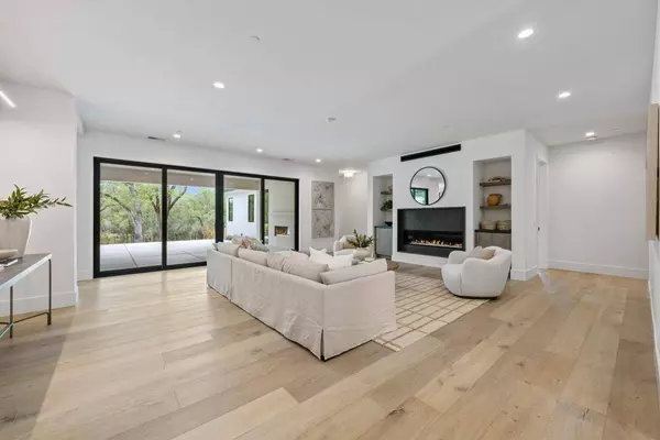 8701 Lake Nimbus DR, Fair Oaks, CA 95628