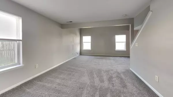 5916 Jackie LN, Indianapolis, IN 46221