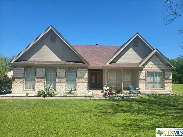 10017 Southshore DR, Salado, TX 76571