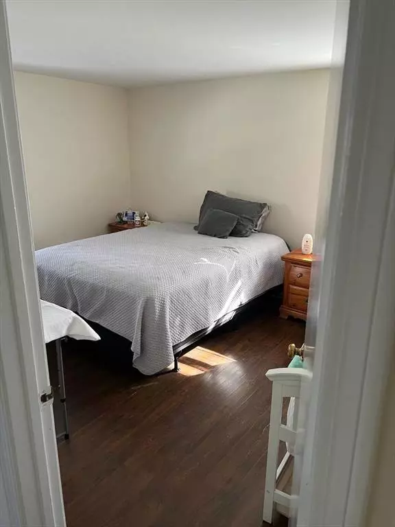 33 & 35 Butler Ave, Yarmouth, MA 02673